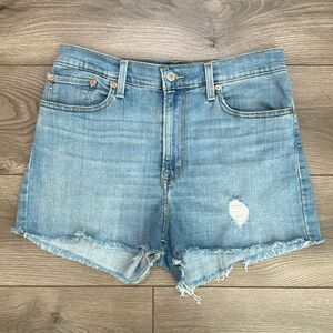 Levi’s High Rise‎ Stretch Blue Jean Shorts Size 31